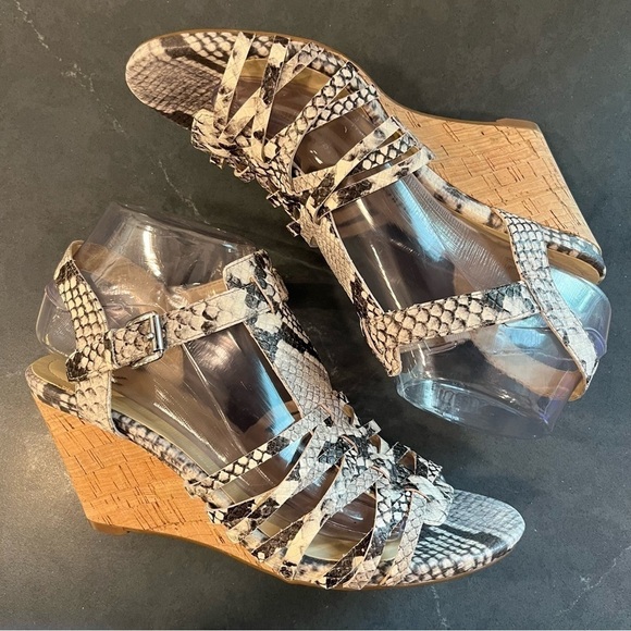 Isaac Mizrahi sz 8 Simmer2 snakeprint wedge sandals - Picture 13 of 16